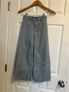 Girls Size 8 Zara Striped Wide-Leg Jeans in Navy/White